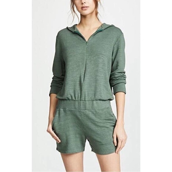 Monrow Romper Super Soft Zip Up Hooded Shorts Cactus Green Sz S NEW - Picture 15 of 15